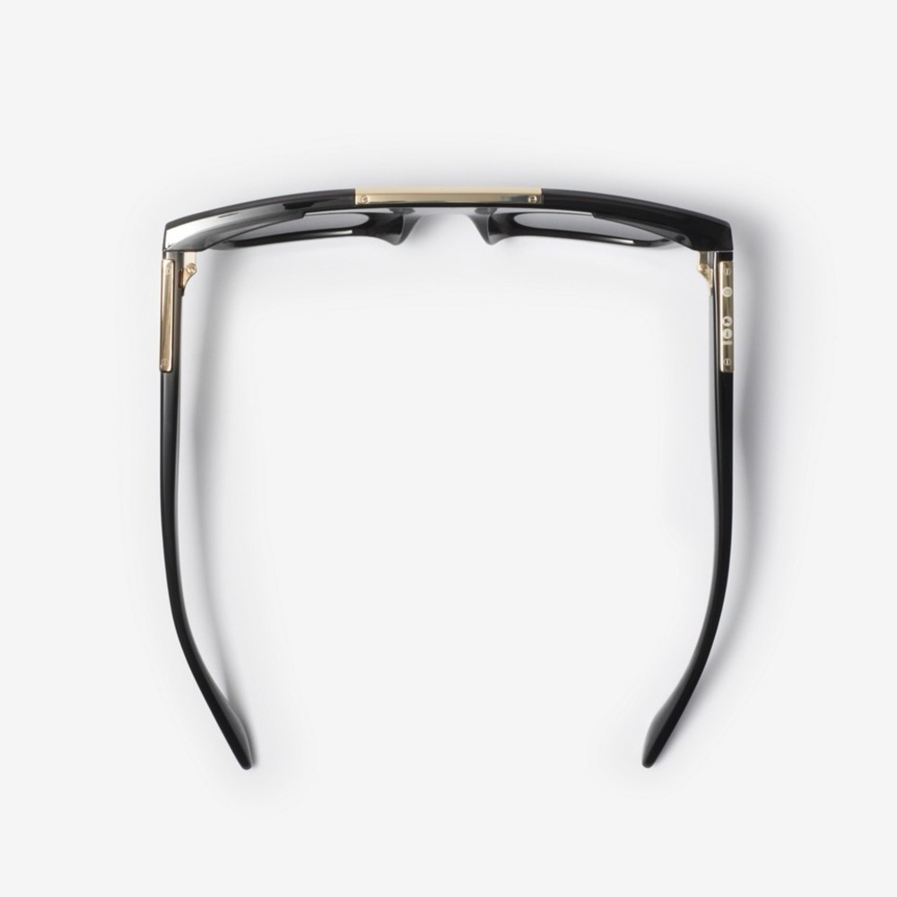 Burberry Classic Rectangular Sunglasses - image 3